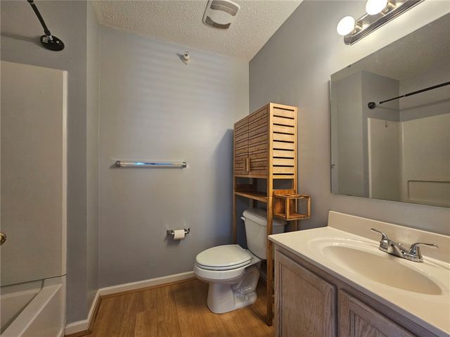 188 University Village Drive L, Central, SC 29630