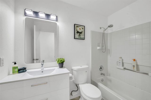 3514 Banda LN, Austin, TX 78725