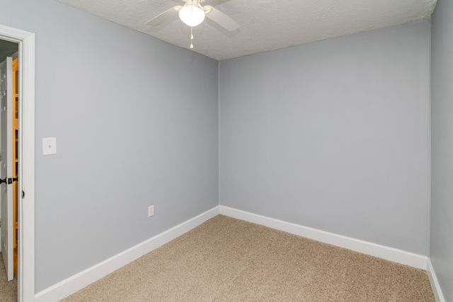 371 E Washington Street, Winchester, KY 40391