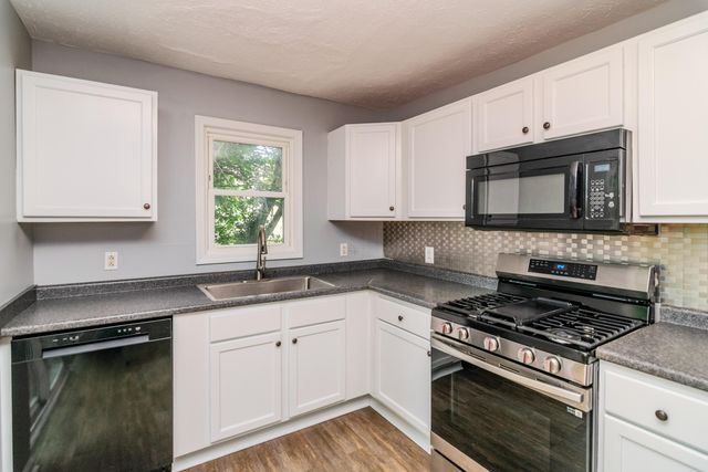 371 E Washington Street, Winchester, KY 40391