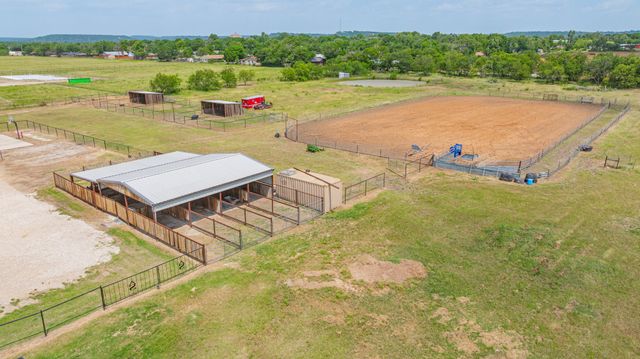 2801 Mh 379, Mineral Wells, TX 76067