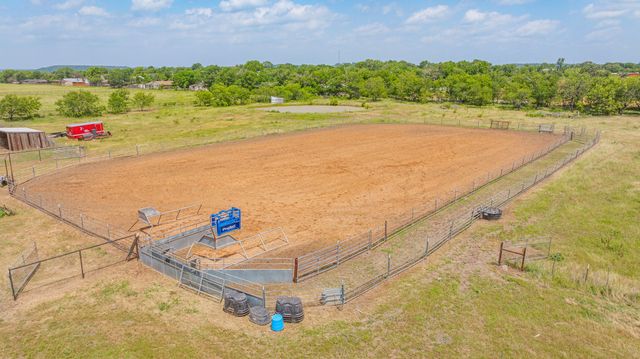 2801 Mh 379, Mineral Wells, TX 76067