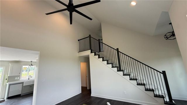 2200 SE Oak Ridge Drive, Oak Grove, MO 64075