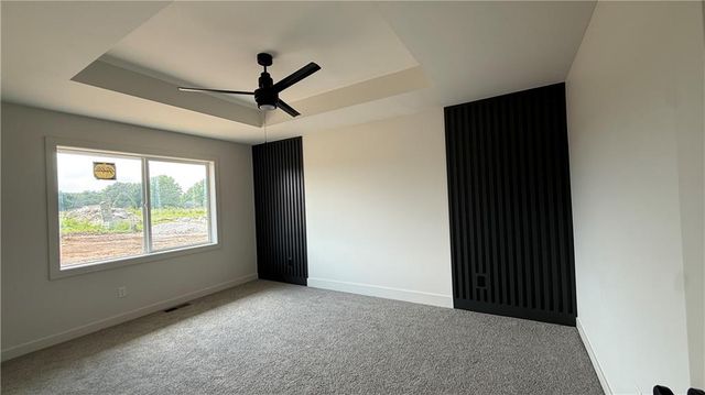 2200 SE Oak Ridge Drive, Oak Grove, MO 64075