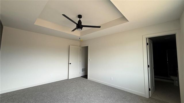 2200 SE Oak Ridge Drive, Oak Grove, MO 64075