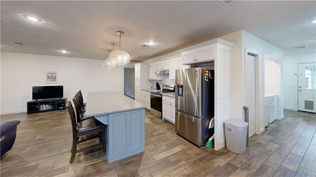1416 S College Avenue, Fayetteville, AR 72701