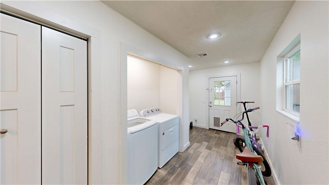 1416 S College Avenue, Fayetteville, AR 72701