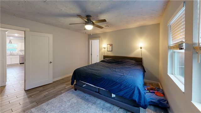 1416 S College Avenue, Fayetteville, AR 72701