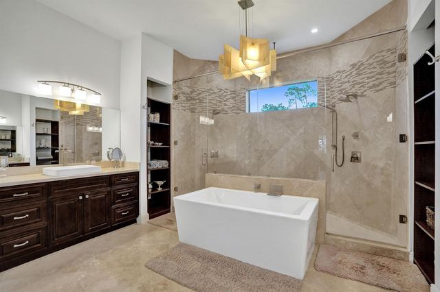 5805 NW 65th Terrace, Parkland, FL 33067