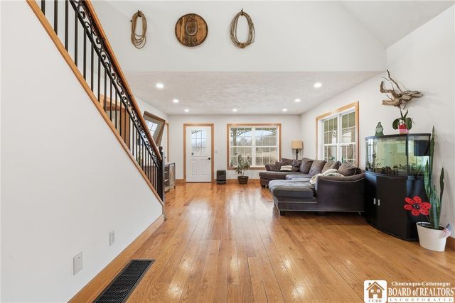 33 Diamond Drive, Carroll, NY 14738