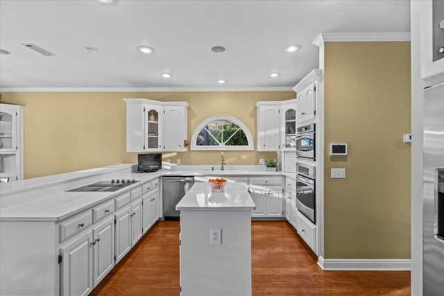 205 Glen Eagles Drive, Dothan, AL 36305