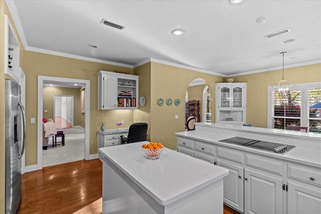 205 Glen Eagles Drive, Dothan, AL 36305