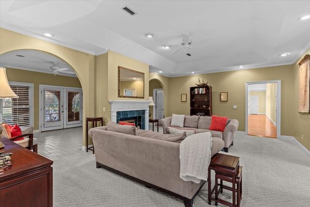 205 Glen Eagles Drive, Dothan, AL 36305