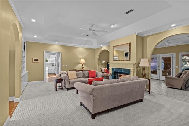 205 Glen Eagles Drive, Dothan, AL 36305