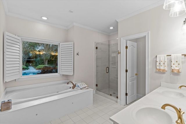 205 Glen Eagles Drive, Dothan, AL 36305