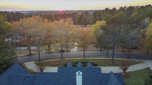 205 Glen Eagles Drive, Dothan, AL 36305