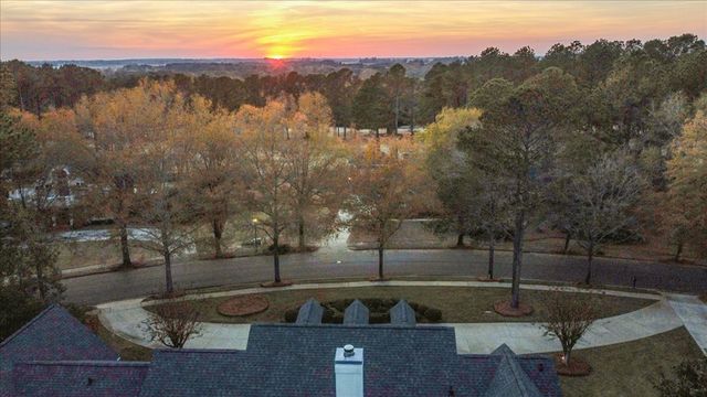 205 Glen Eagles Drive, Dothan, AL 36305