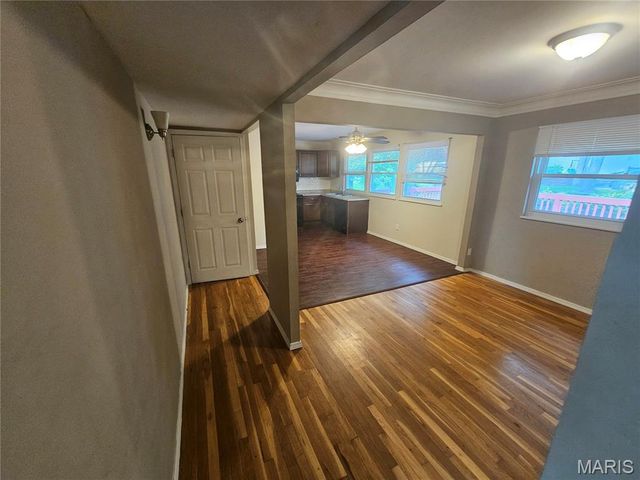 11138 Landseer Drive, St Louis, MO 63136