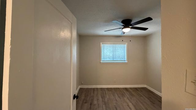 325 E French, San Antonio, TX 78212