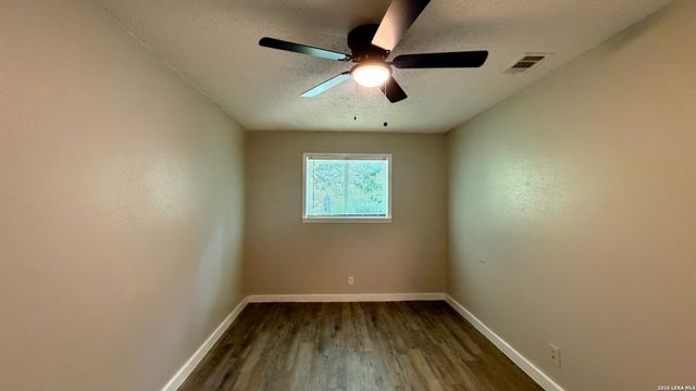 325 E French, San Antonio, TX 78212