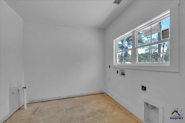 466 Bear Branch Road, Kathleen, GA 31047