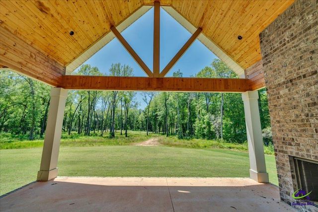 466 Bear Branch Road, Kathleen, GA 31047