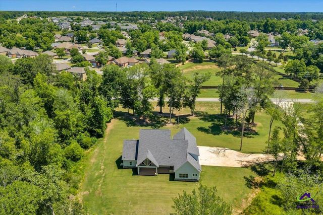 466 Bear Branch Road, Kathleen, GA 31047
