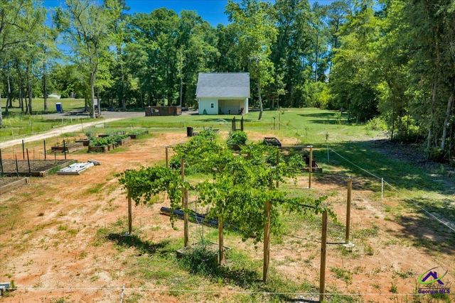 466 Bear Branch Road, Kathleen, GA 31047