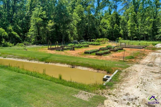 466 Bear Branch Road, Kathleen, GA 31047