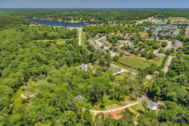 466 Bear Branch Road, Kathleen, GA 31047