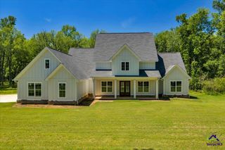 466 Bear Branch Road, Kathleen, GA 31047