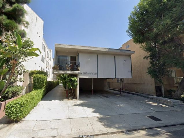 714 N Knoll Drive, West Hollywood, CA 90069