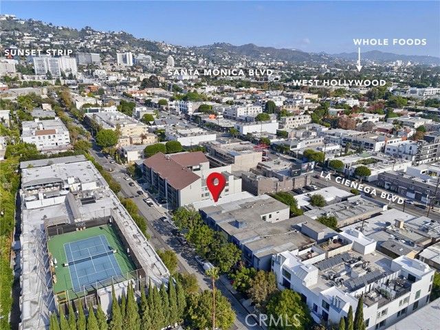 714 N Knoll Drive, West Hollywood, CA 90069