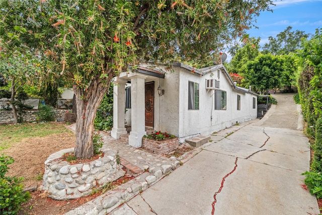 5234 Newtonia, Los Angeles, CA 90032