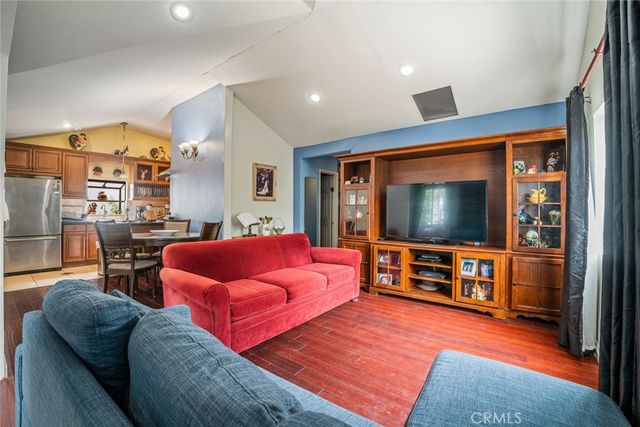 5234 Newtonia, Los Angeles, CA 90032