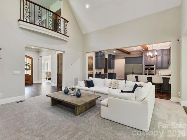 8119 Skyecroft Commons Drive, Waxhaw, NC 28173