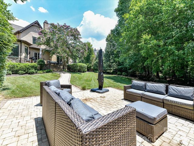 8119 Skyecroft Commons Drive, Waxhaw, NC 28173