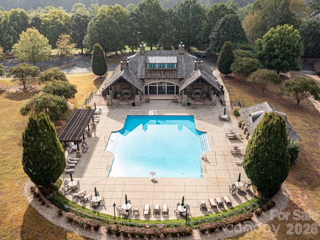 8119 Skyecroft Commons Drive, Waxhaw, NC 28173