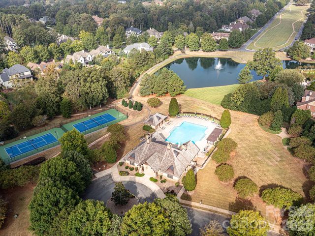 8119 Skyecroft Commons Drive, Waxhaw, NC 28173
