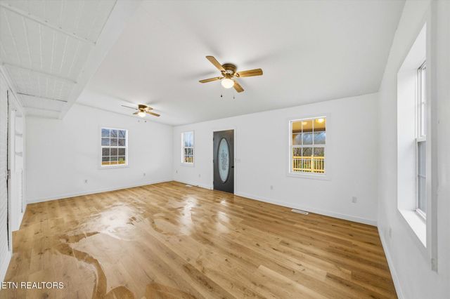 425 Cumberland Ave, Athens, TN 37303