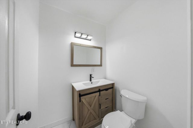 425 Cumberland Ave, Athens, TN 37303