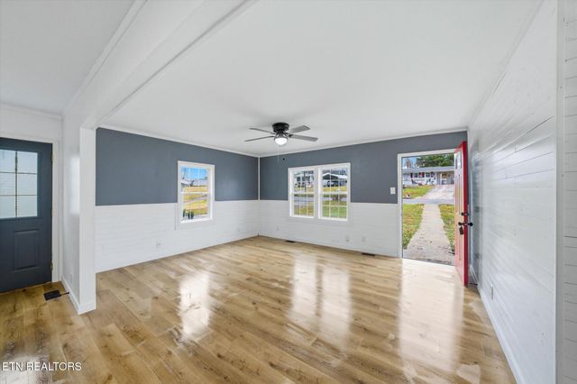 425 Cumberland Ave, Athens, TN 37303