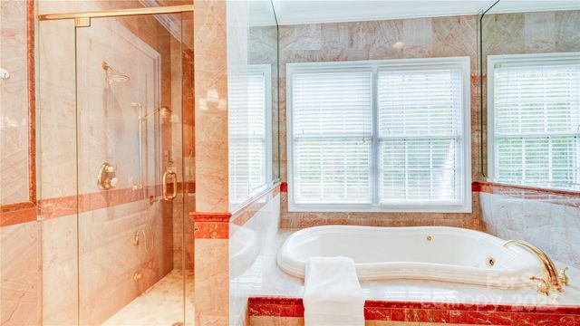 2310 La Maison Drive, Charlotte, NC 28226