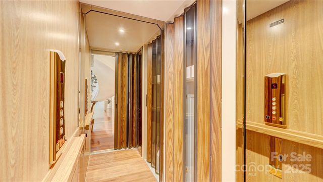 2310 La Maison Drive, Charlotte, NC 28226