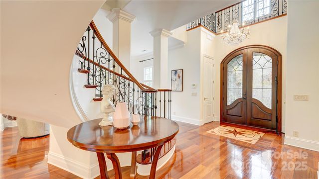 2310 La Maison Drive, Charlotte, NC 28226