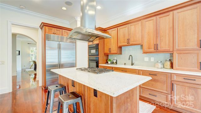 2310 La Maison Drive, Charlotte, NC 28226