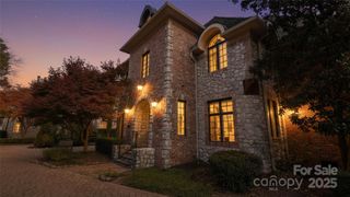2310 La Maison Drive, Charlotte, NC 28226