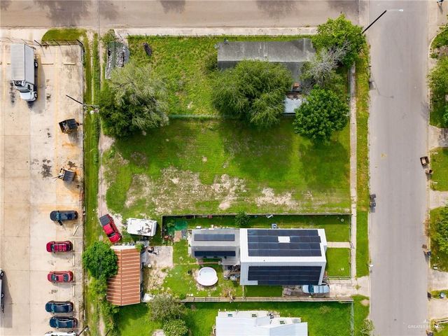 505 W Van Week Street, Edinburg, TX 78541