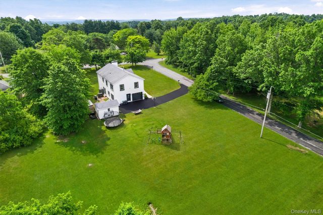 8 Darmstadter Road, Bloomingburg, NY 12721