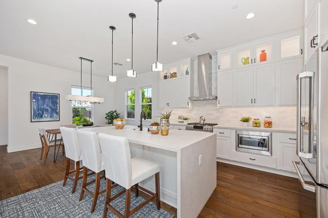 3017 Bedford Falls Way, Sacramento, CA 95818